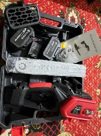 Foto 2 Chainsaw Gergaji Rantai Elektrik Mini 12 Inch 2 Baterai 358V Cordless Gergaji Pemotong Kayu Gergaji Cordless Gergaji