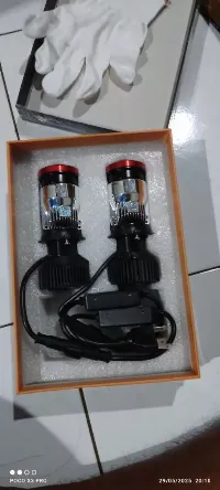 Foto 4 Mini Projie Y6D Y7D Y8D Lampu LED Super Terang Y11 H4 5080120150W