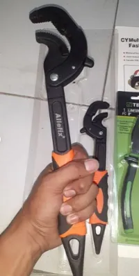 Foto 4 Kunci Pipa Pipe Wrench Snap n Grip Serbaguna Rapid Fast 2Pcs