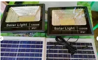 Foto 3 lampu panel surya super100Xbright lampu sorot outdoor lP67waterproof