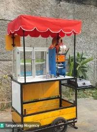 Foto 3 Booth Portable Praktis dengan Roda