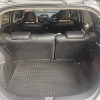 Karpet Bagasi Honda Jazz ge8 — Karpet & Terpal Bak Samarinda