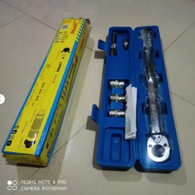 Kunci Moment Kunci Torsi 1/2 28-210Nm LIPPRO 11068 — Hand Tools Samarinda