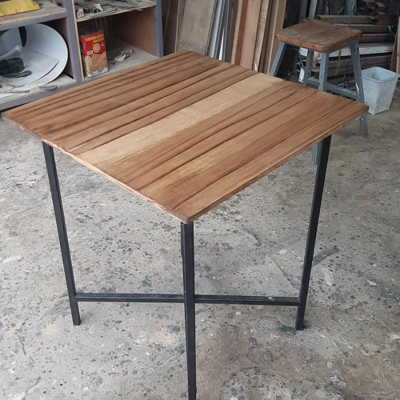 Jual Meja Lipat Knockdown uk 60x60 cm Di Samarinda — Lapak Perkakas