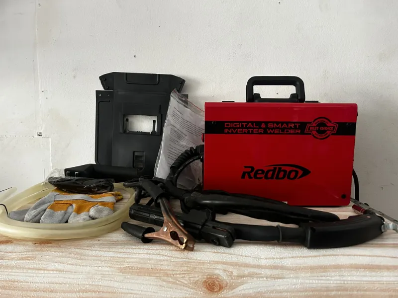 Jual Las Mig Mesin Las Mig 120T Redbo + Kawat Flux 1KG Di Samarinda — Lapak Perkakas